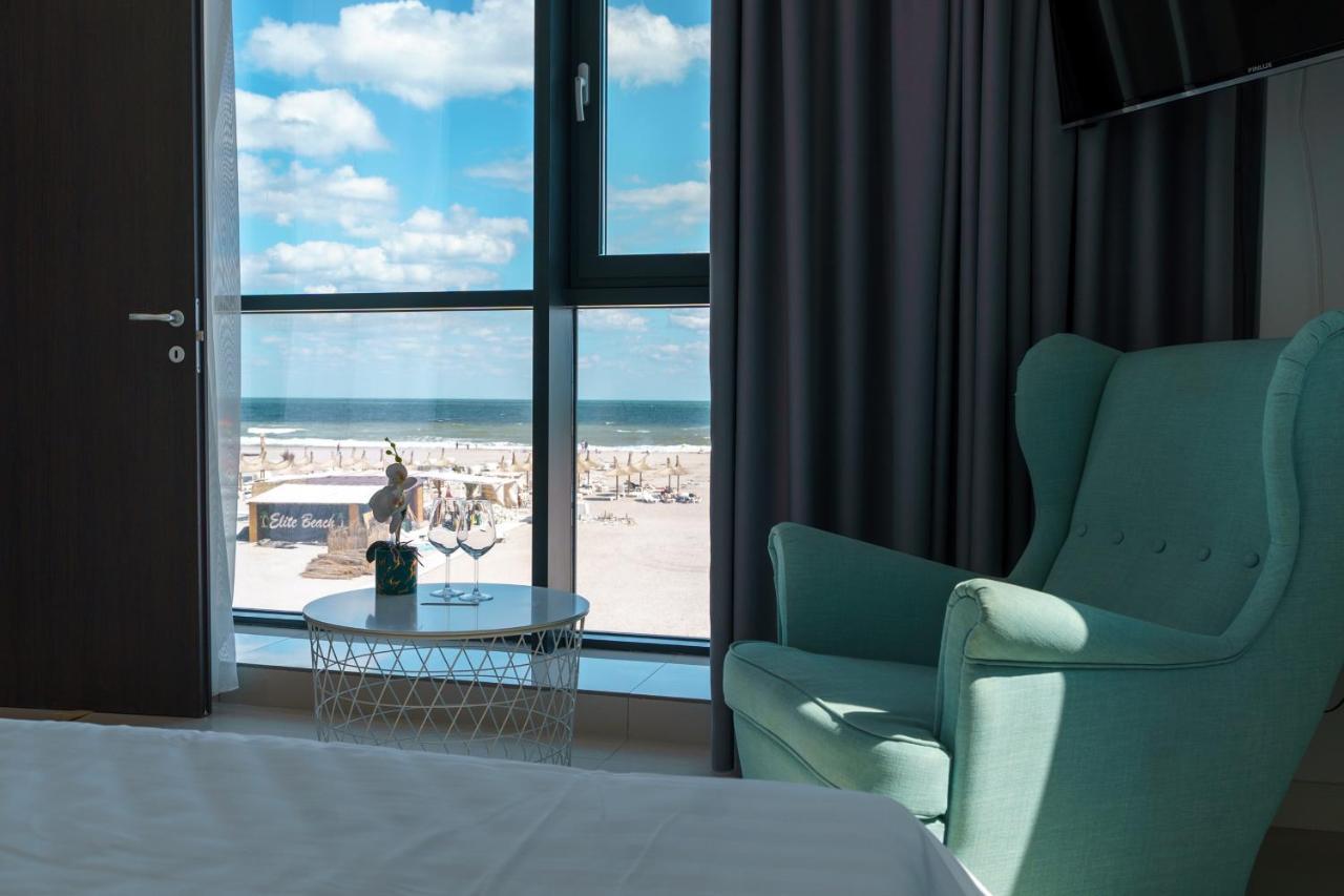 Beach Rooms Roberta Mamaia Exterior foto